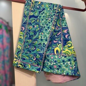 Lilly’s Lagoon Weekender cropped leggings. Never worn. BNWOT. SIZE SMALL